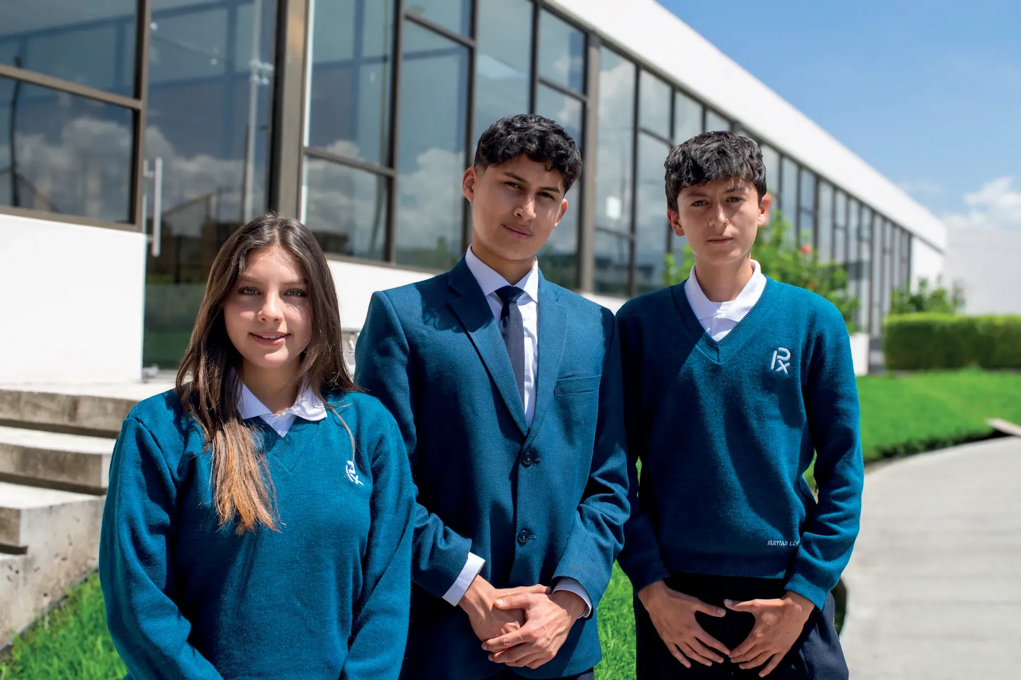 Students at Quillán Loma Campus